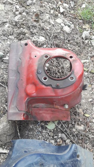 mazda 323  323f bj  premacy kielich przód przedni mocowanie nadkole