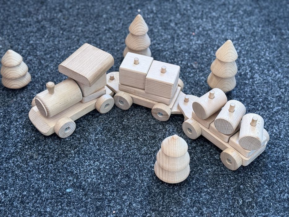 Потяг іграшковий з дерева