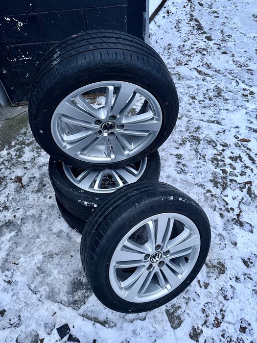 Sprzedam feldi z oponami 215/45/16 ET