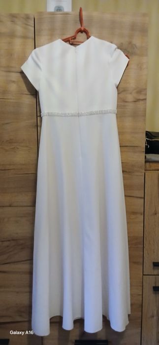 Alba komunijna z kołem.