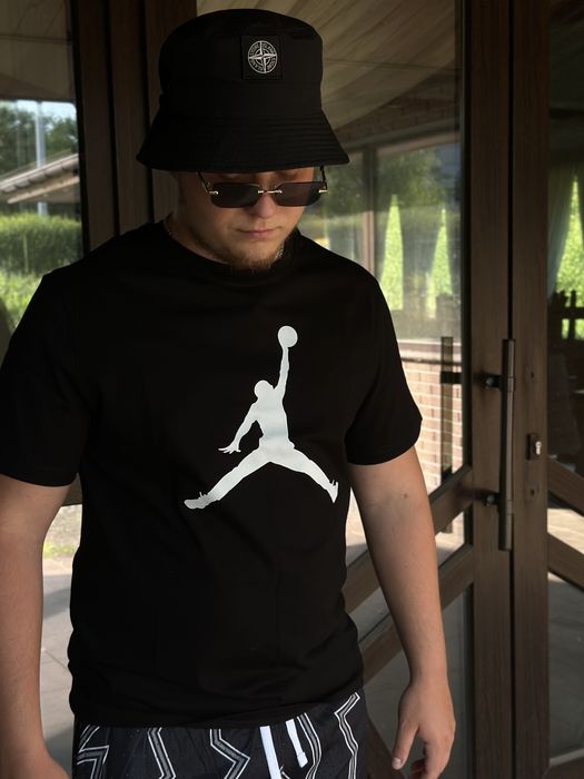 Футболка від Jordan