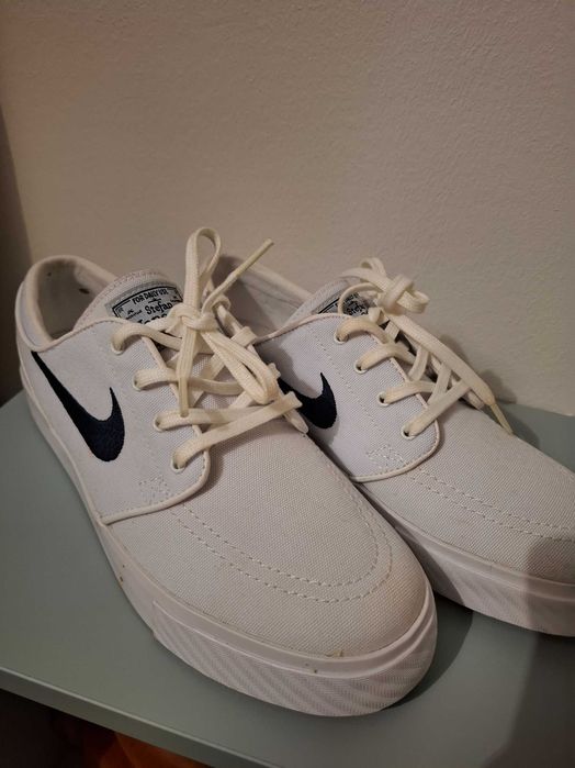 Sapatos / Ténis Nike Stefan Janoski Brancos 39