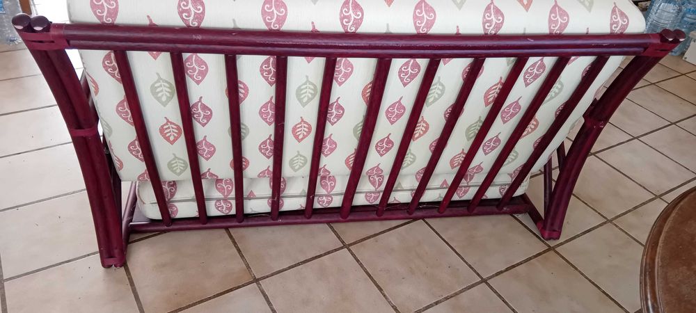 Sofá cama de madeira