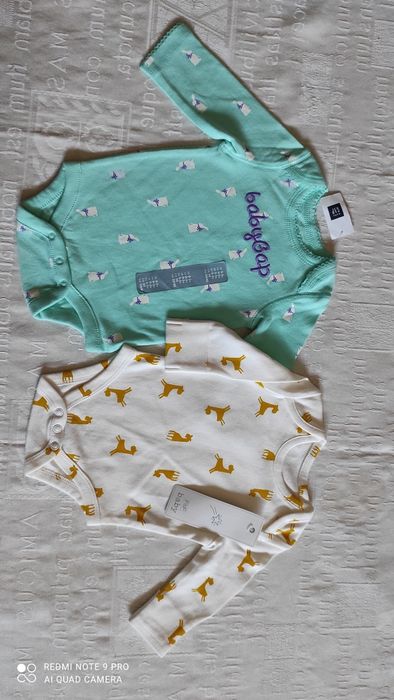 Новый комплект GAP 0-3 мес на выписку, бодик штанишки шапочки