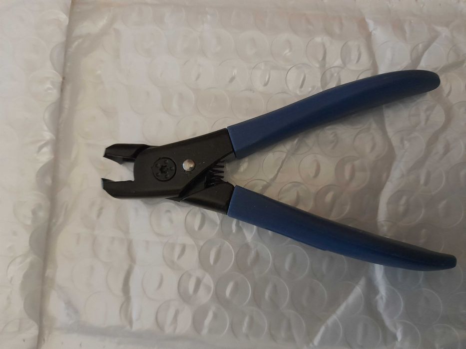 кусачки для ногтей. новые