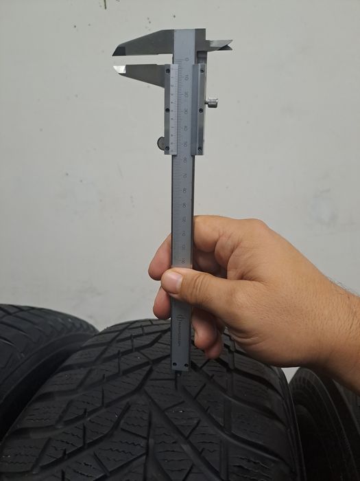 Opony YOKOHAMA 215/60R16 zimowe