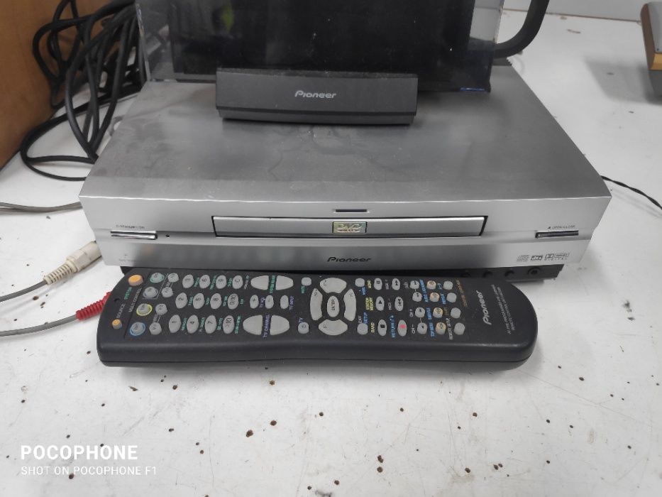 Home cinema kit amplificador mais colunas e d.v.d.