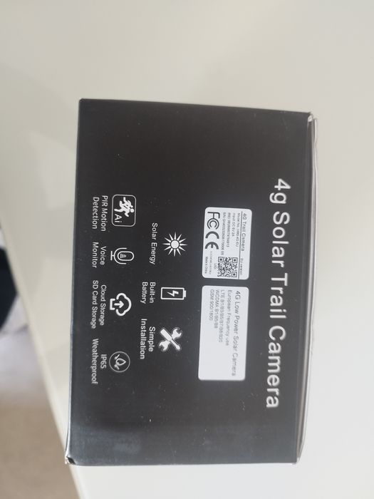 câmara de caça e vigilância com painel solar e conectividade 4G