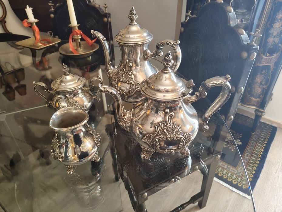Serviço de casquinha de prata inglesa