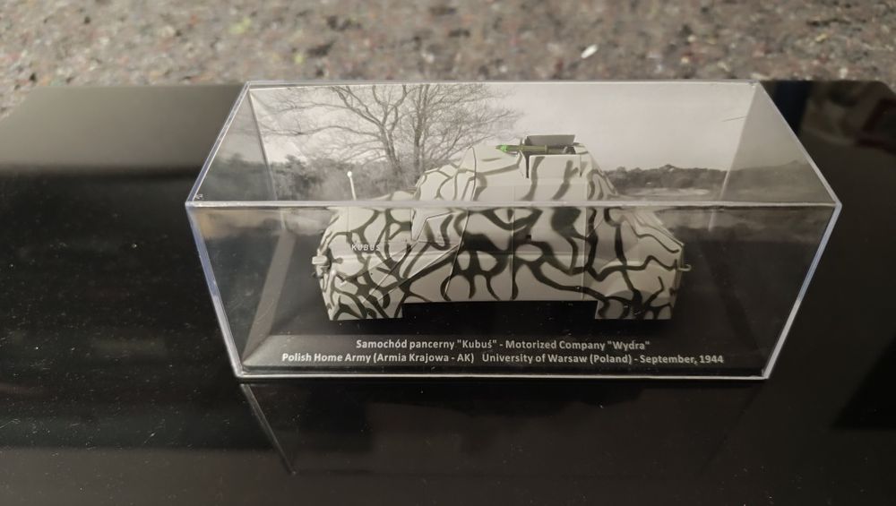 Samochód pancerny Kubuś 1/43 Samochody II wojny światowej