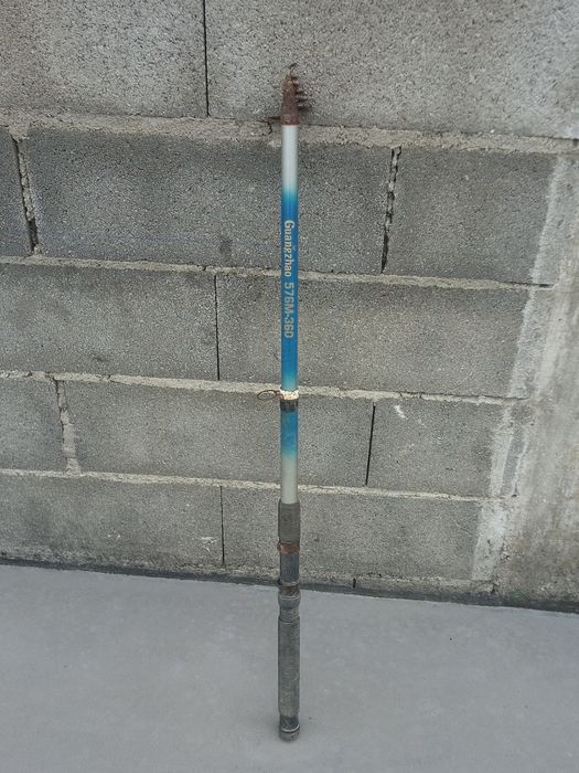 Canas de pesca usadas