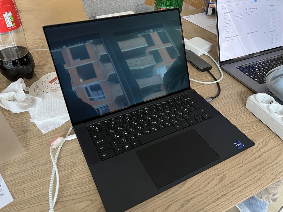 Dell XPS 15 9530 i9-13900H RTX 4070 32GB RAM 1TB SSD