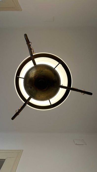 Candeeiro de teto vintage em latão e vidro opalino