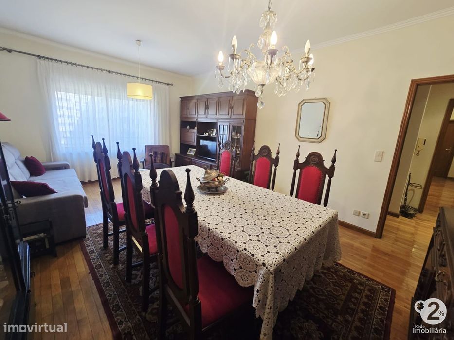 Apartamento T2 em Vilar do Paraíso ( Vila Nova de Gaia )