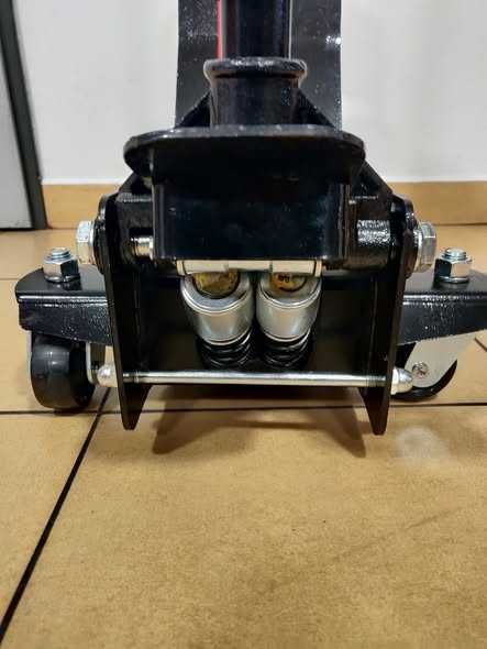 Sprzedam nowy podnośnik niskoprofilowy, dwutłokowy, żabę 3,5T