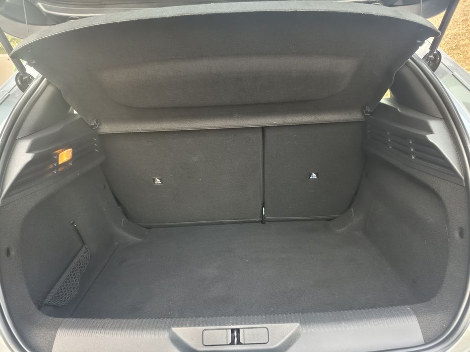 Peugeot 308 - Automático