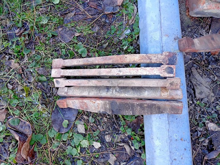 Ruszta żeliwne do pieca 32 cm.