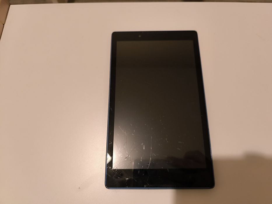 Tablet Lenovo TB3-850M