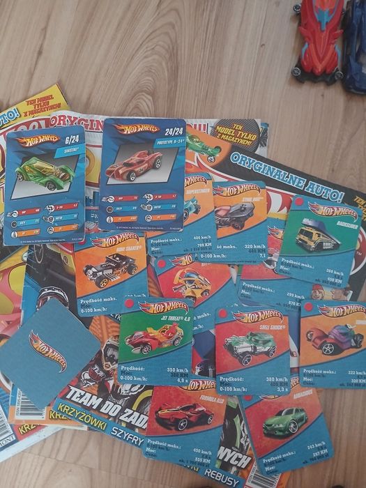 Hot wheels samochód,rysorak,karty,magazyn,zestaw 36aut