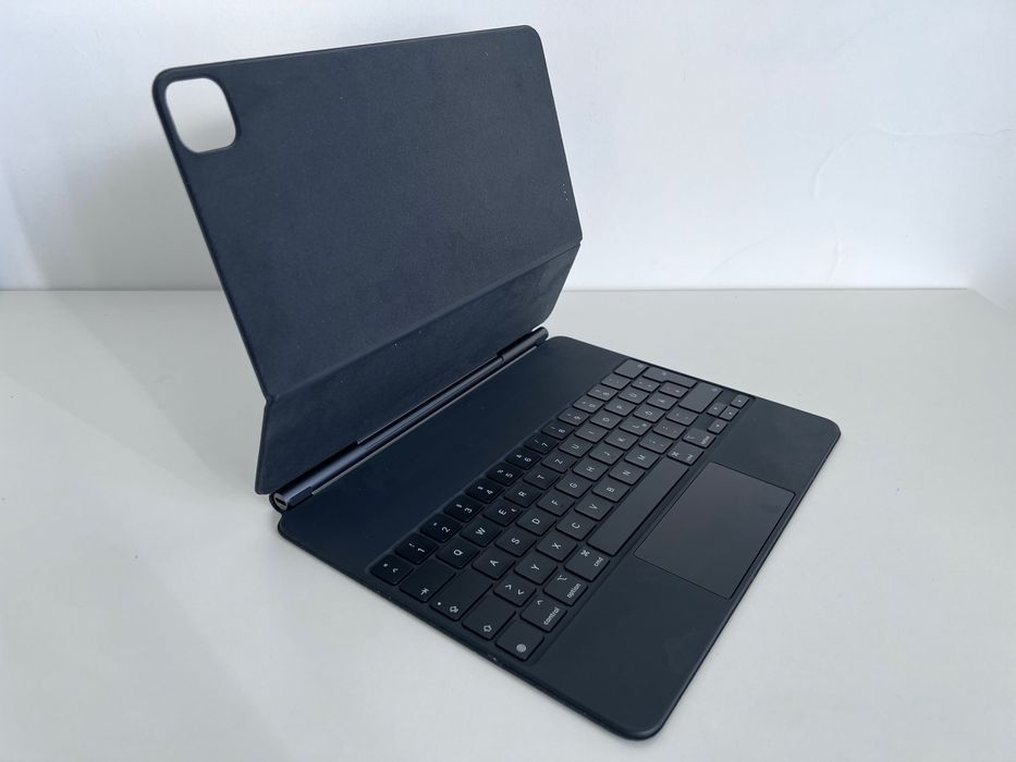 Etui tabletu Apple Magic Kryboard iPad Pro 12,9 4TH/5TH