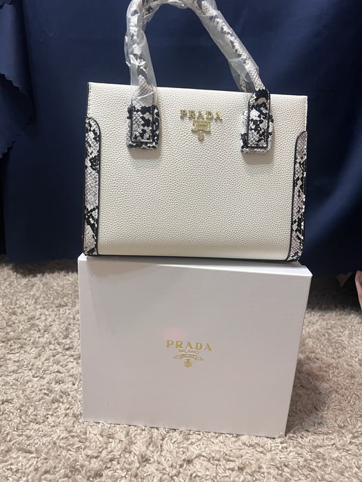 damska torba Prada