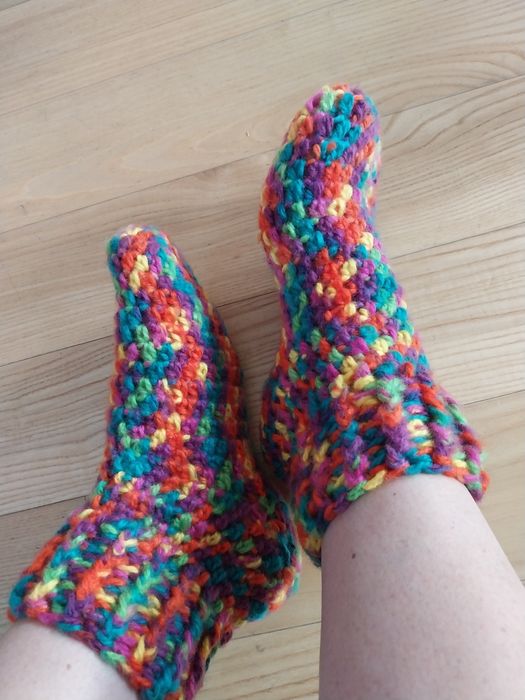 Skarpetki 41-43 robione szydełkiem