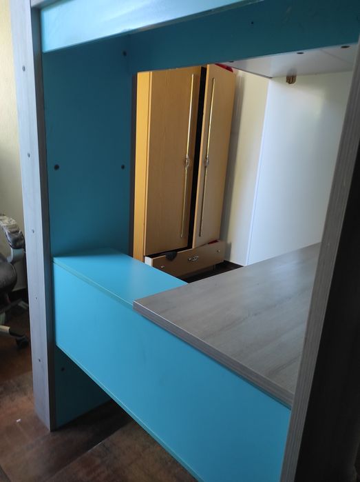 Beliche de criansa, adultshent