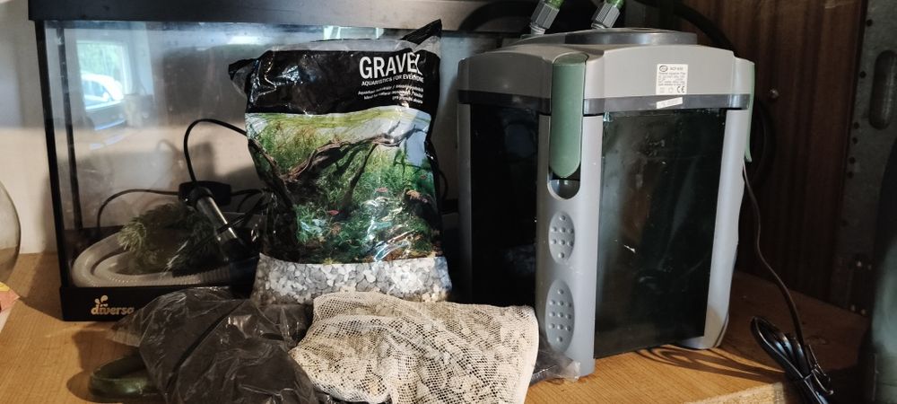 Akwarium Diversa 35 l + Aqua Nova  NCF-600