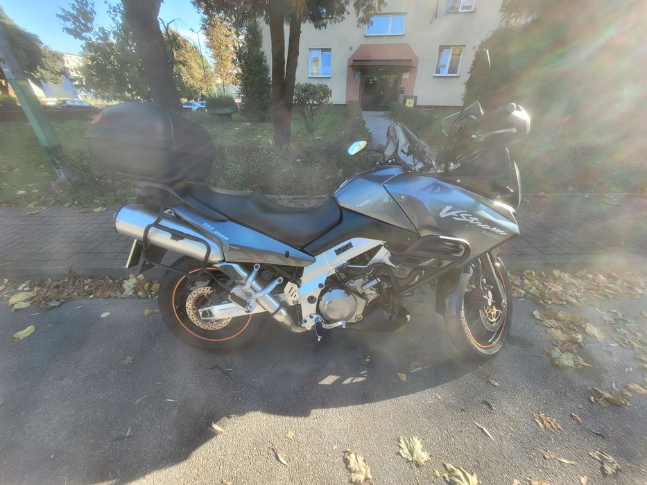 Suzuki DL1000 rok 2002