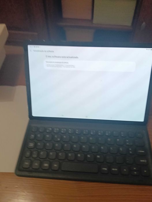 Galaxy Tab S5e com teclado Samsung