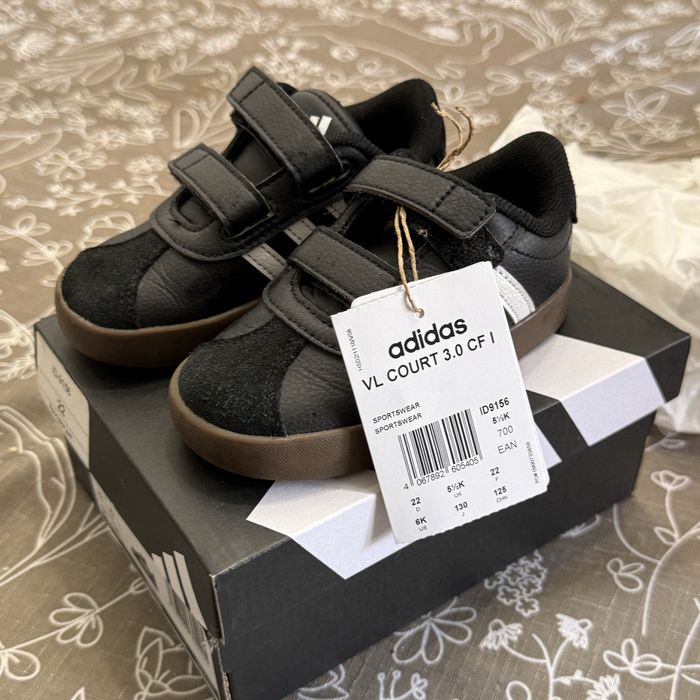 Кросівки, кеди adidas