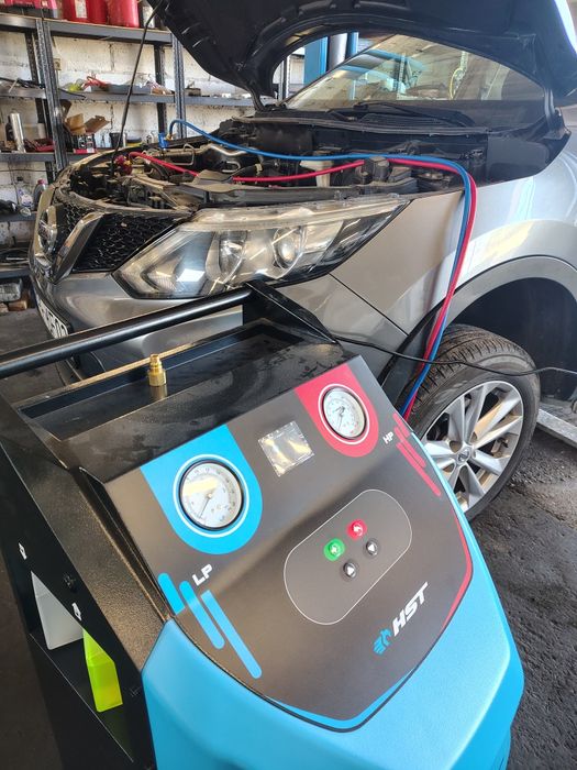 Auto serwis  klimatyzacja Wymiana opon Słomniki BMWarsztat Autopomoc