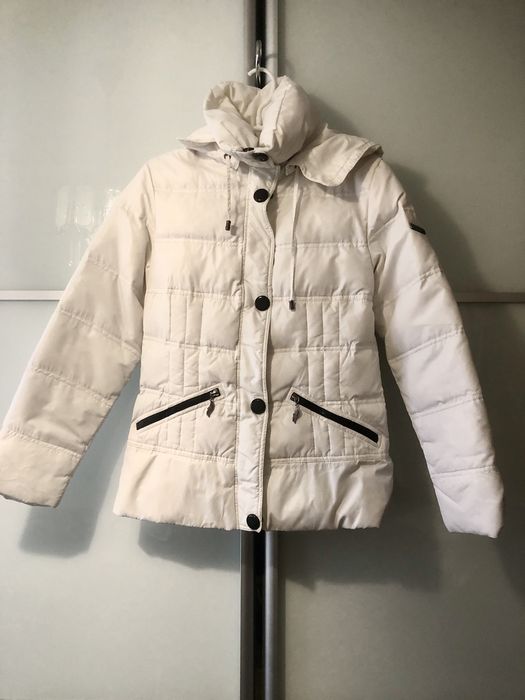 Весняна куртка розміру L