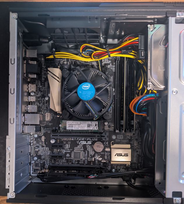 Computador Desktop Intel i7, 8GB Ram, 256GB SSD+500GB HDD
