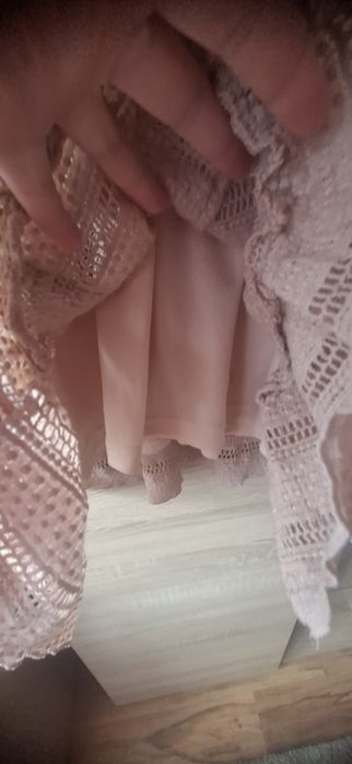 Pudrowa, letnia sukienka XS,S Koronka