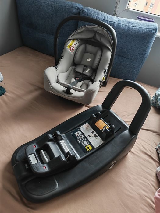 Fotrlik/nosidło Joie i-Snug z bazą