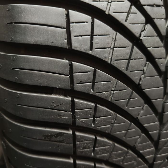 235/50/19 XL Goodyear z 2024 roku