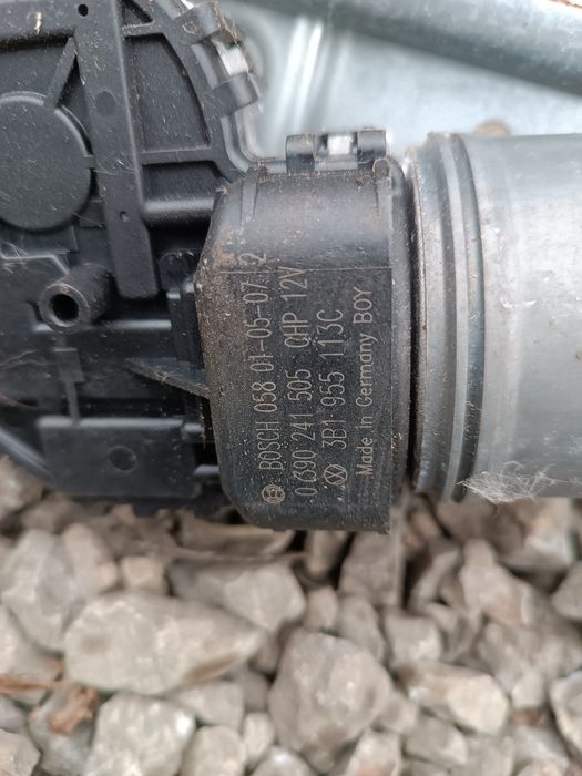 Mechanizm wycieraczek silniczek przód VW passat B5 fl europa