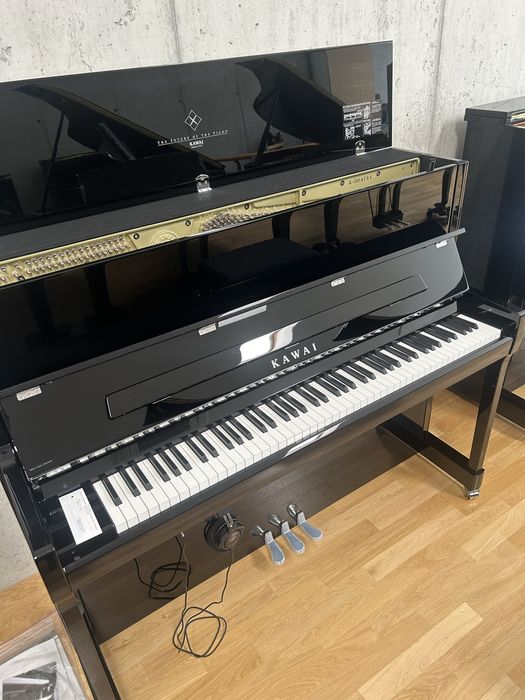 Pianino Kawai K300 ATX4 chrom