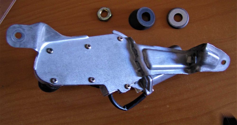 Motor limpa brisas de trás de Peugeot 106
