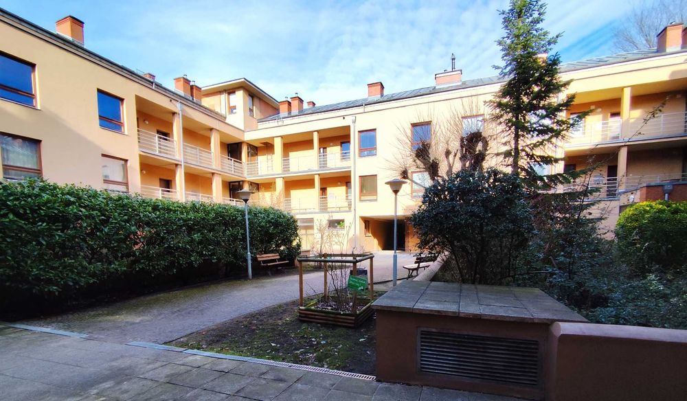 Dwa dwu pokojowe (56m2)z garażem- do wynajmu