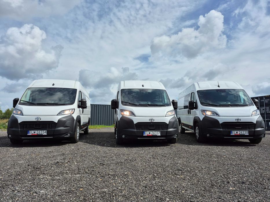 Wynajem Toyota Proace MAX brygadowy bus