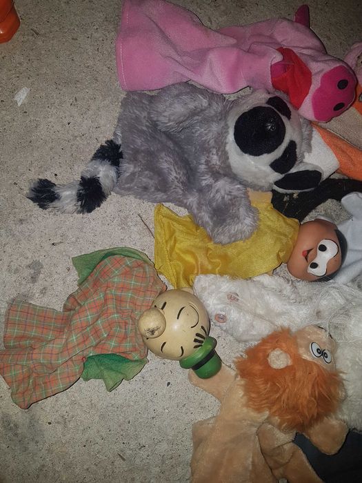 18 fantoches alguns antigos