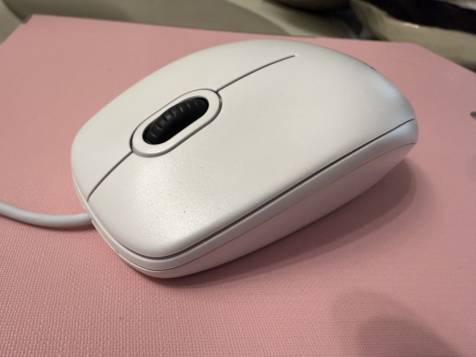 Миша Logitech для комп’ютера