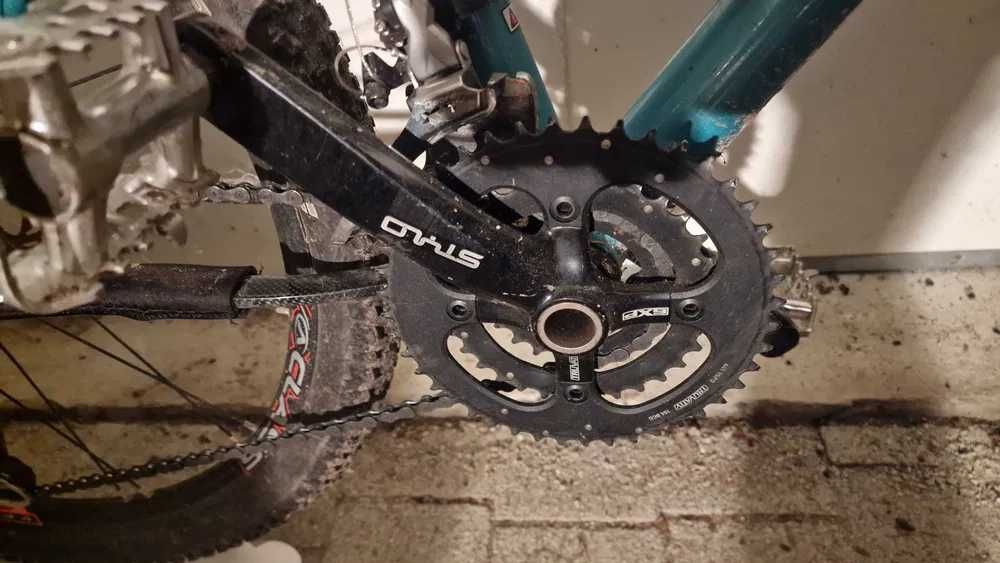 Rower M/L Full XC Kross Level Deore XT, hamulce tarczowe hydrauliczne