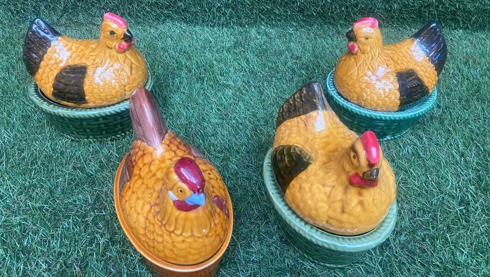 Galos e galinhas, loiça tradicioal de Caldas da Rainha