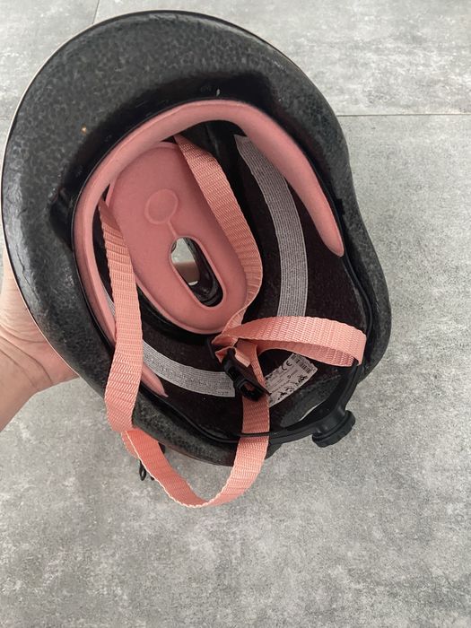 Kask rowerowy dla dziewczynki    B twin