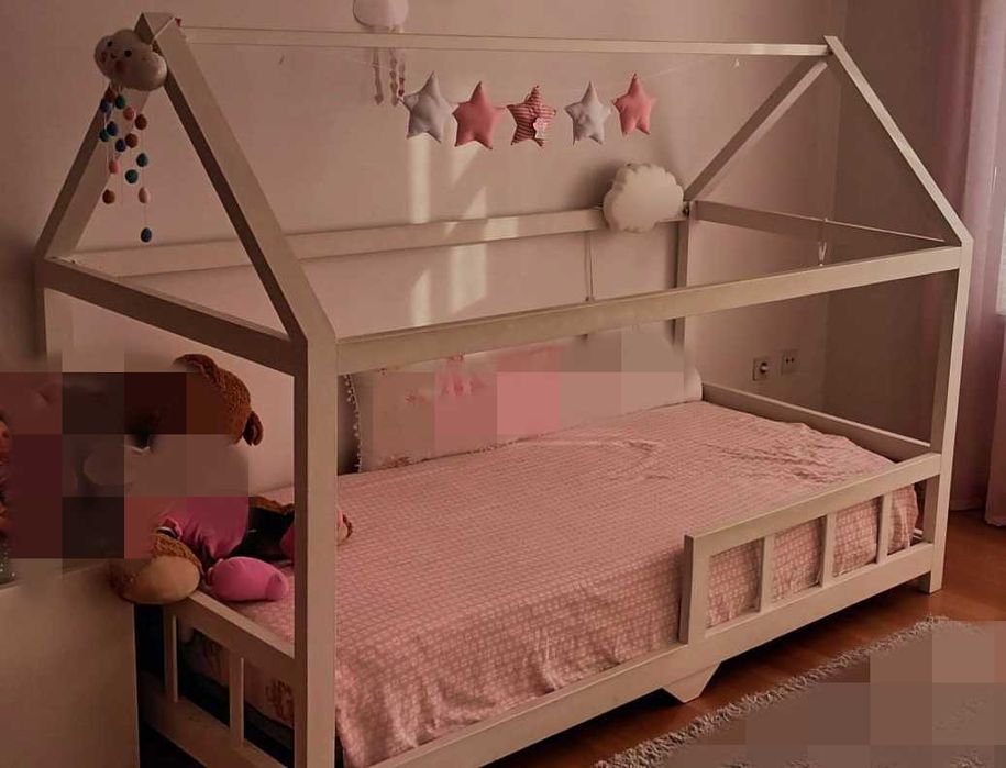 Cama de Criança em forma de Casinha com Estrado e Colchão