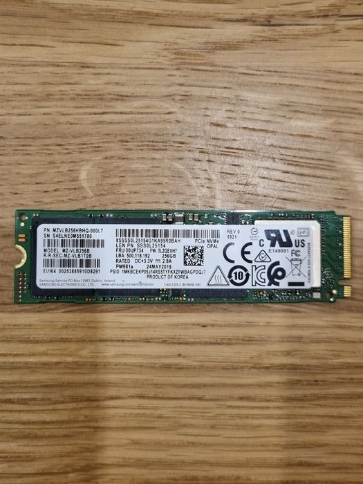 Швидкісний SSD M.2 NVMe Samsung PM981a 256GB (99% Health, 970 EVO Plus)