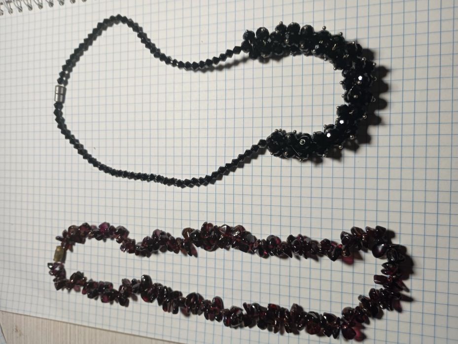 Бусы чекер-галстук, из натурального граната и речной жемчуг.